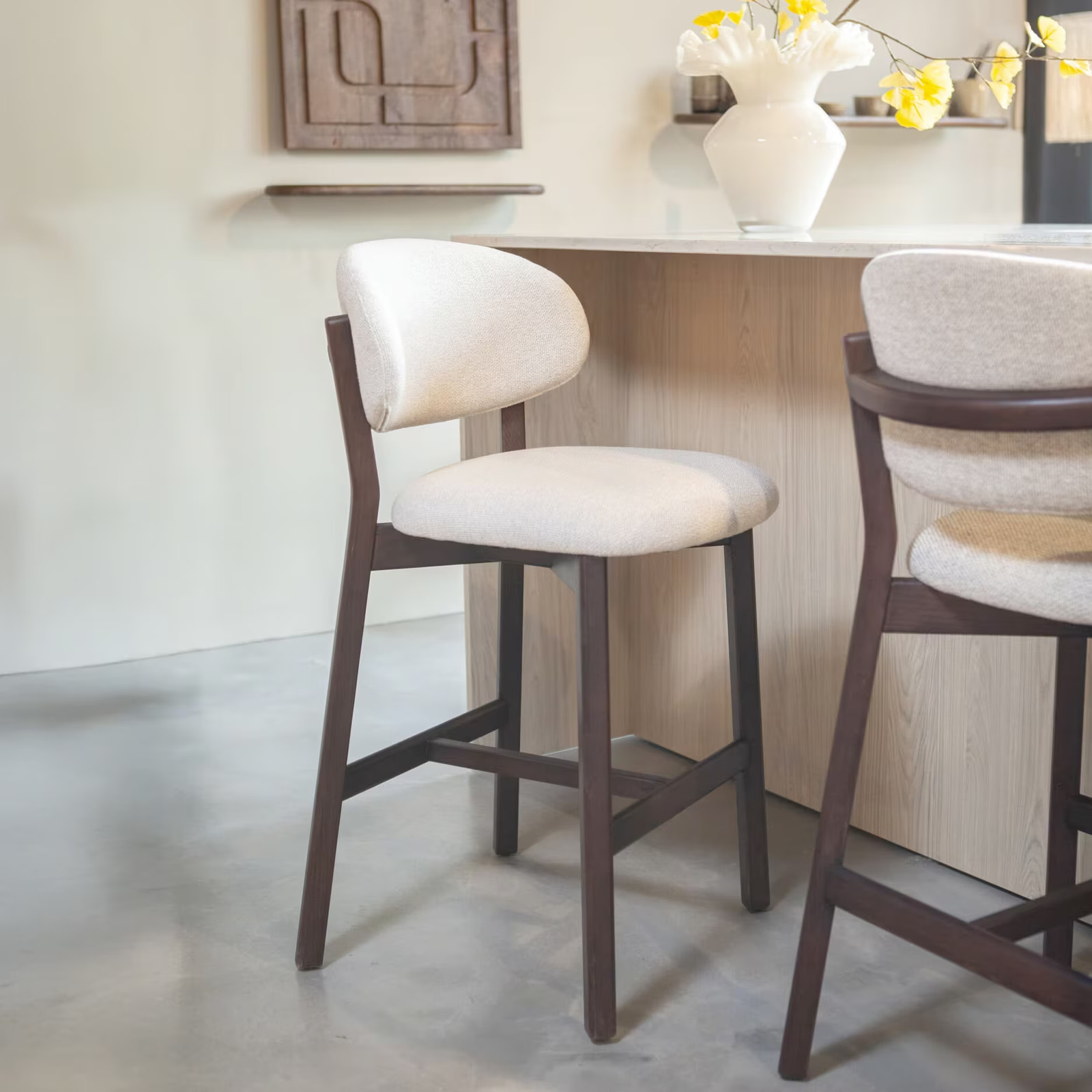 Eleonora Barstoel Mikky - Beige/Bruin - Zithoogte: 68,5 cm