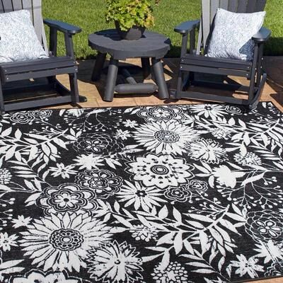 World Rug Gallery Modern Floral Flowers Indoor/Outdoor Area Rug