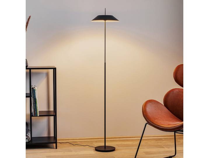 Mayfair LED-Stehleuchte, graphitgrau - Vibia - Wohnzimmer - Design - Metall - Mit Schirm