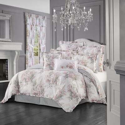 Estelle Blush 4 Piece Comforter Set by Royal Court in Blush (Size CALKNG)