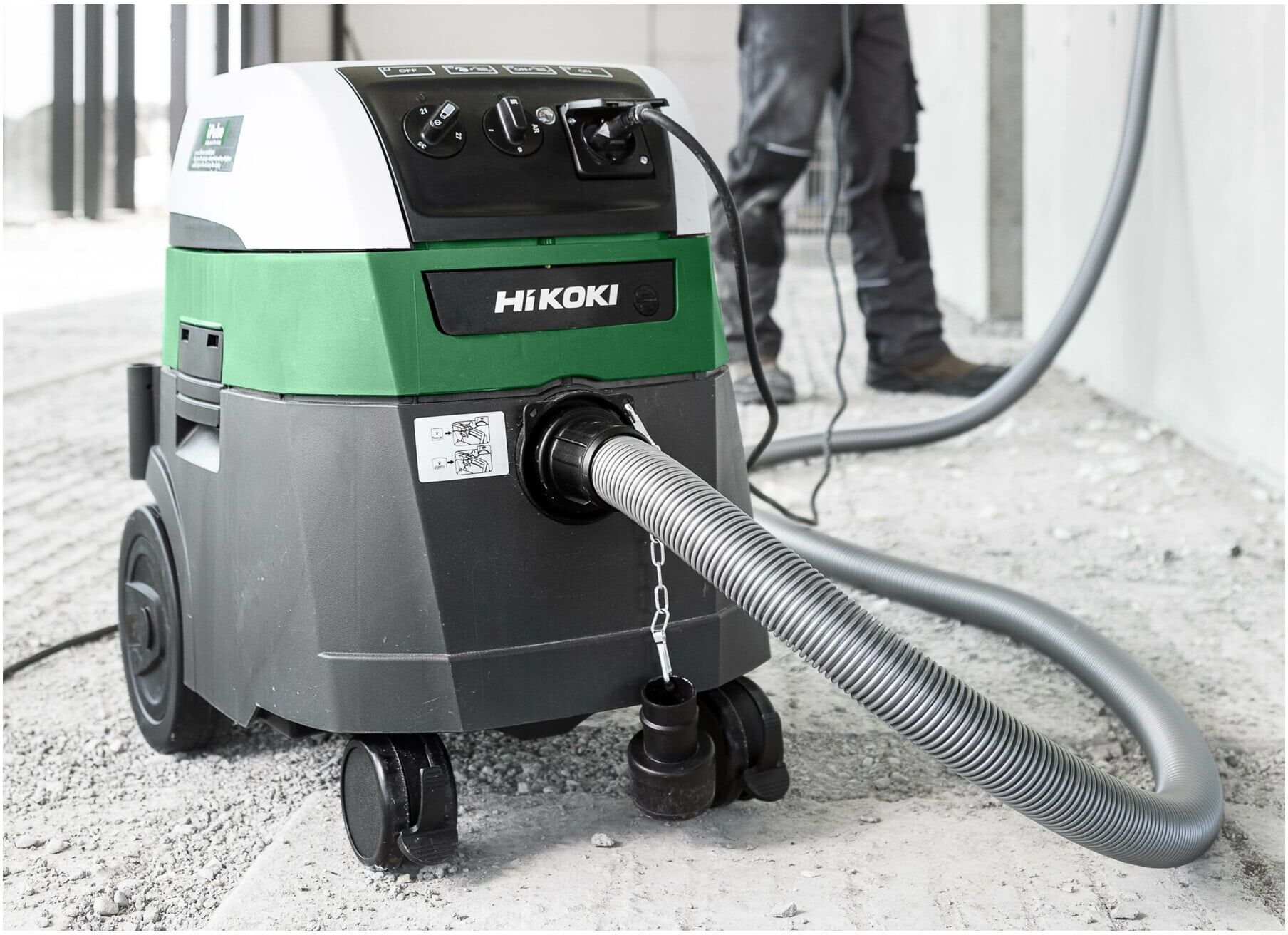 HiKOKI Nass-/Trocken-Rüttelsauger (M-Klasse) RP250YDM (RP250YDMWAZ)