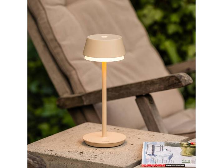 Konstsmide LED-Akku-Tischlampe Lyon, sandfarben, IP54, Dimmer, CCT, RGB dimmbar, creme / amber, Aluminium, Modern