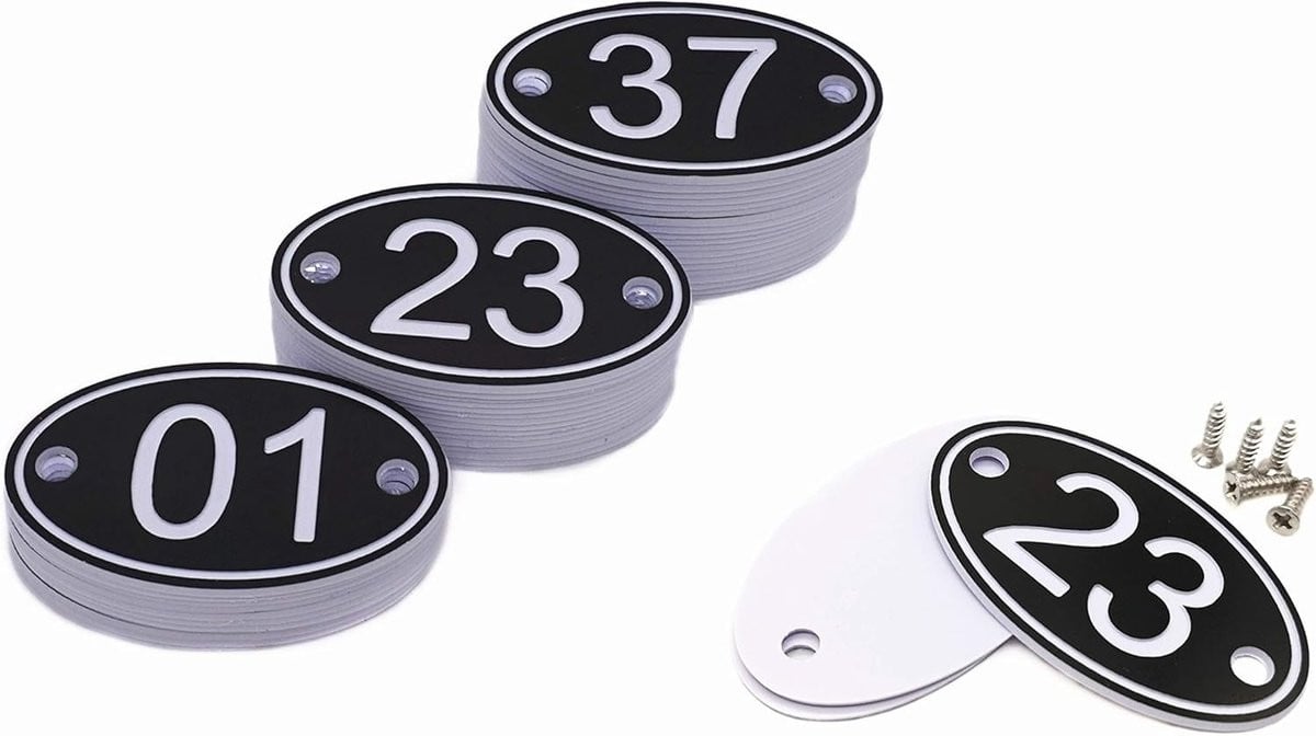 Set van 50 zwarte gegraveerde ovale tafelnummers van ABS voor restaurants, cafés en evenementen, 30 x 50 mm