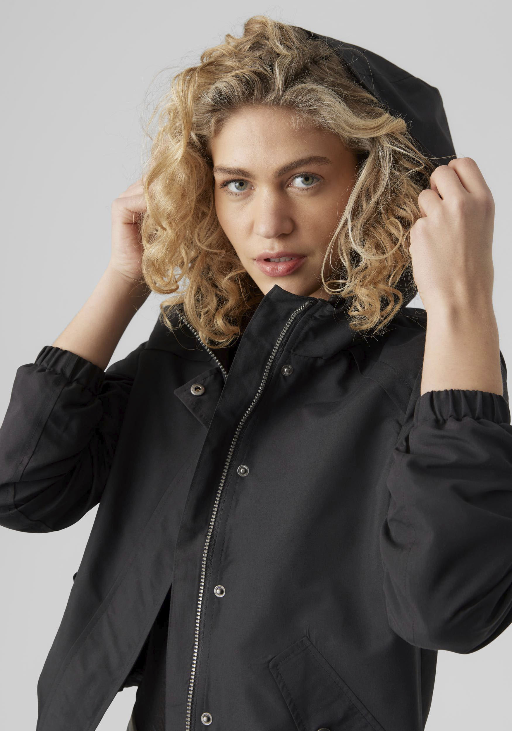Parka VERO MODA "VMZOA SHORT PARKA NOOS", Damen, Gr. S, schwarz, Web, Obermaterial: 100% Polyester, unifarben, regular fit normal, Jacken Parka, Kunstfaser schwarz S