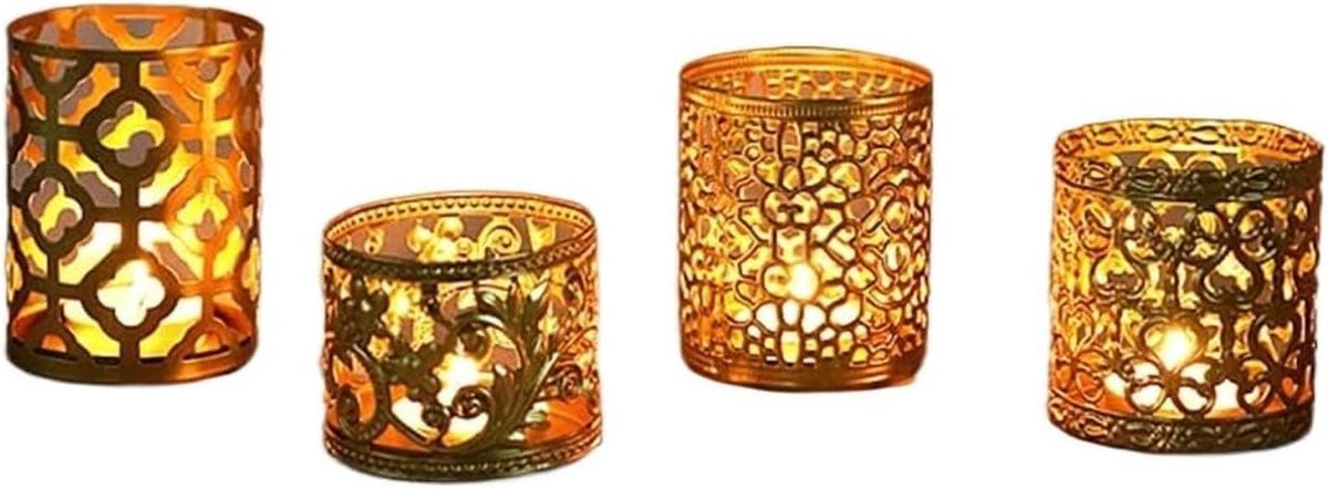 Set van 4 moderne theelichtkaarsenhouders in goud