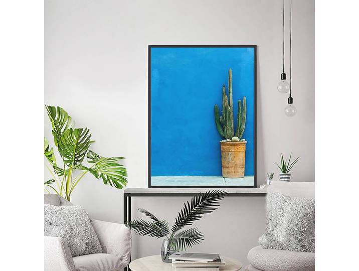 Tableau déco Blue Wall with Cactus Cadre : hêtre massif verni Revêtement : plexiglas Multicolore 62 x 82cm