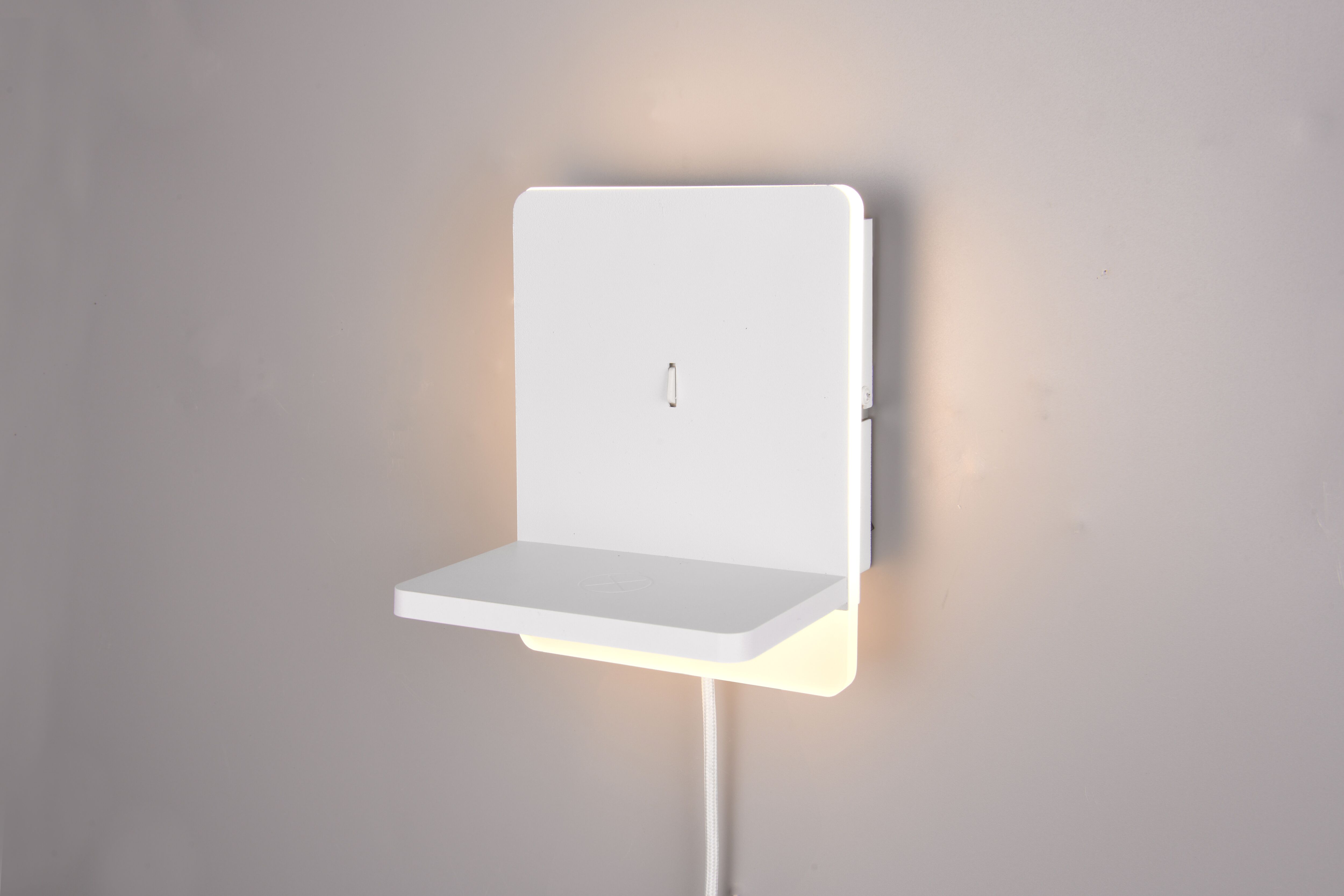TRIO LEUCHTEN LED Wandleuchte "FAIRFIELD, Wand Nachttischleuchte, induktive Ladestation USB-Anschluss", weiß (weiß matt), 1, H: 20cm, 1 Stk., Leuchten, LED Wandleuchte 9W 950 Lumen warmweiß dimmbar indirektes Licht, LED Wandleuchte