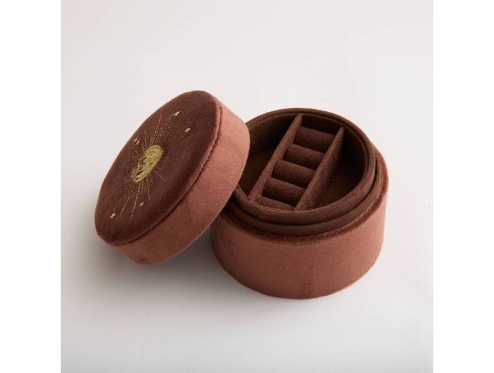 Boîte à bijoux avec couvercle brodé cœur - Blancheporte
