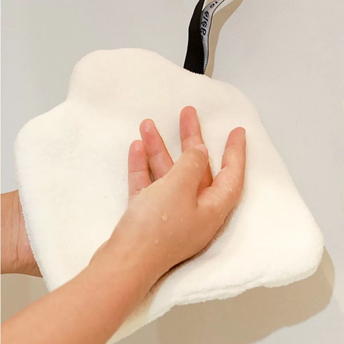 INF Serviette à main nœud papillon - Serviette absorbante à suspendre avec quatre nœuds