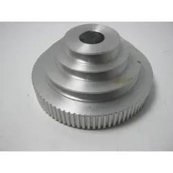 Optimum Zahnriemenscheibe D210/240/250/TU2304/V Z84 / für Spindel