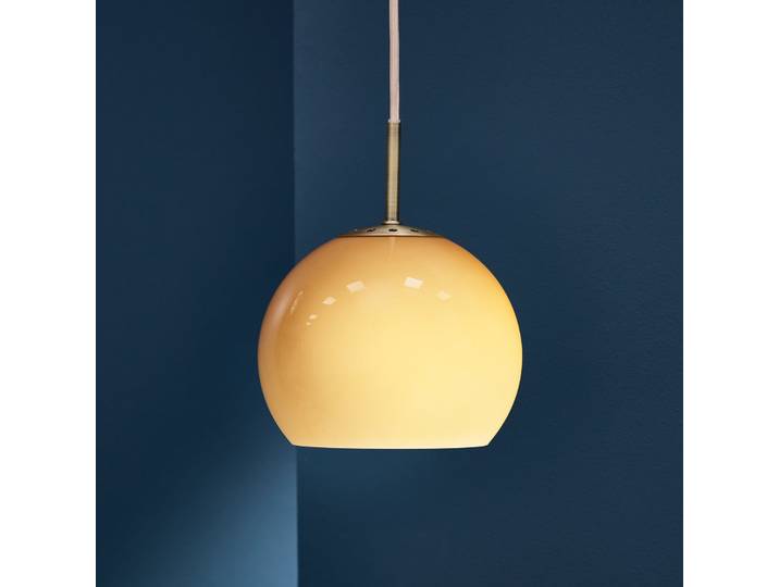 Ball Glass Pendelleuchte Ø18 Bernstein - Frandsen - Wohnzimmer - Design - Mit Schirm