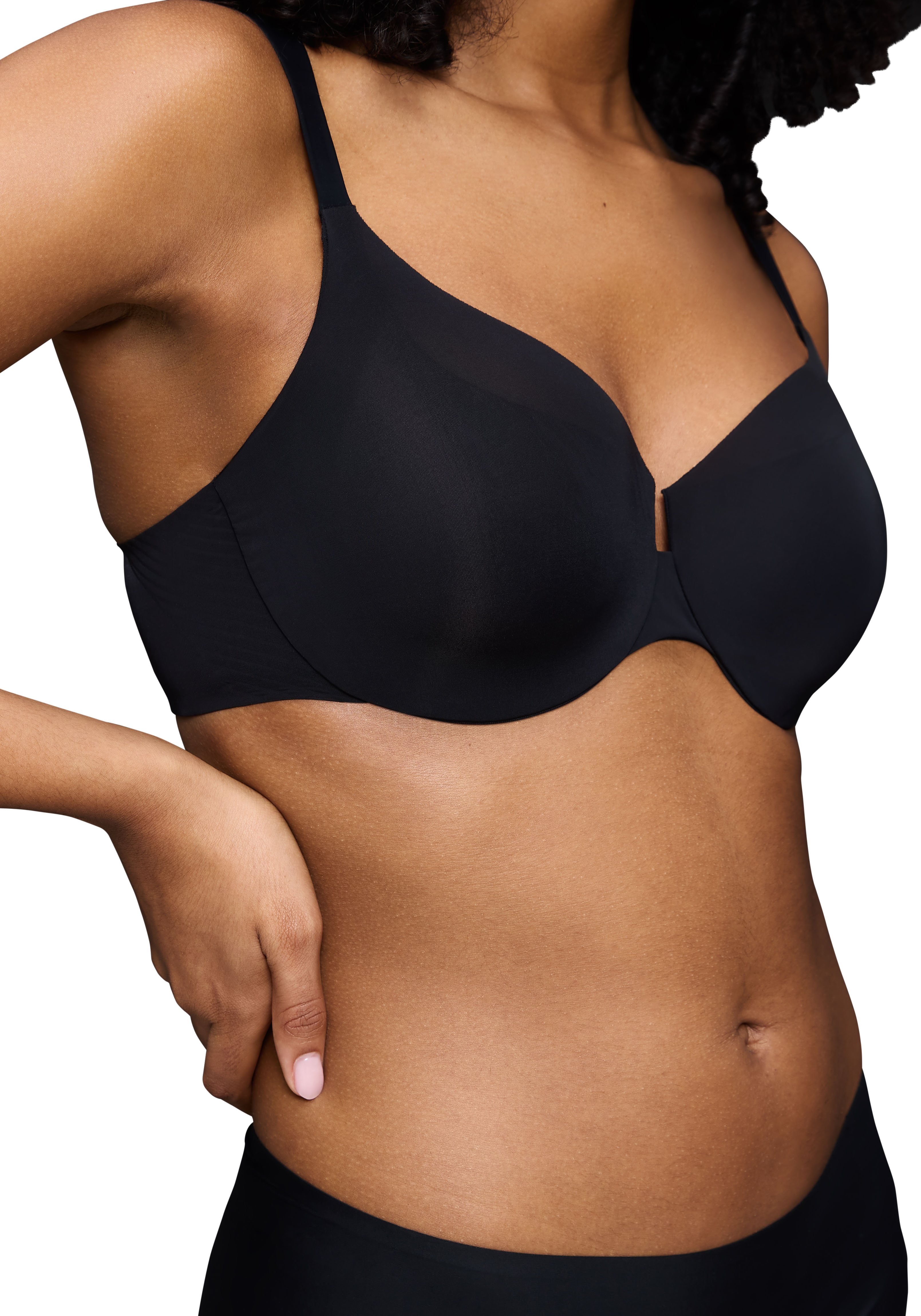 Triumph "Body Make-Up Illusion Curve" verkleinert die Brust optisch, breite Träger, formend, weich