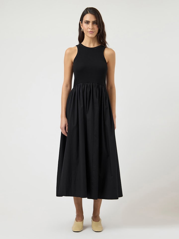 YAS Kleid in Schwarz - L