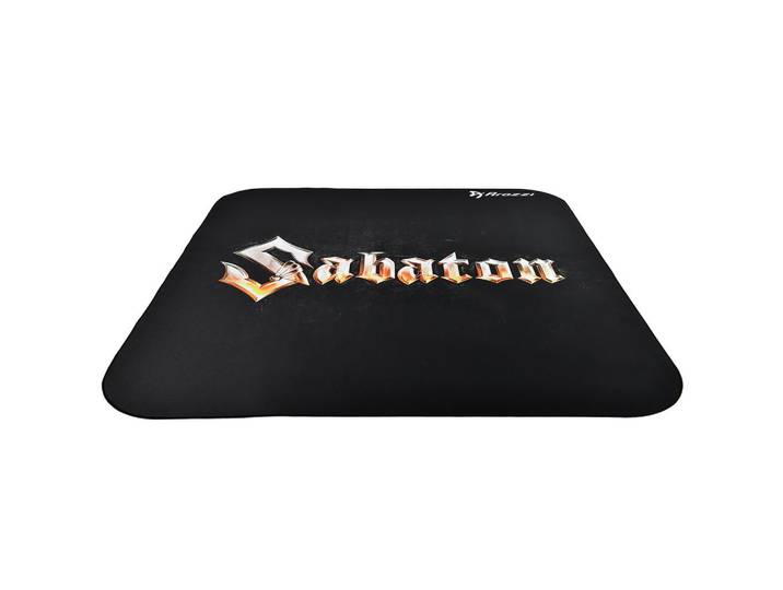 Arozzi Bodenschutzmatte Zona Quadrat 116 cm Sabaton Edition, Schwarz, Quadratisch, 116x116 cm, pflegeleicht, leicht zusammenrollbar, rutschfeste Unterfläche, stuhlrollengeeignet, Teppiche und Böden, Bodenbeläge, Bodenzubehör, Bodenschutzmatten