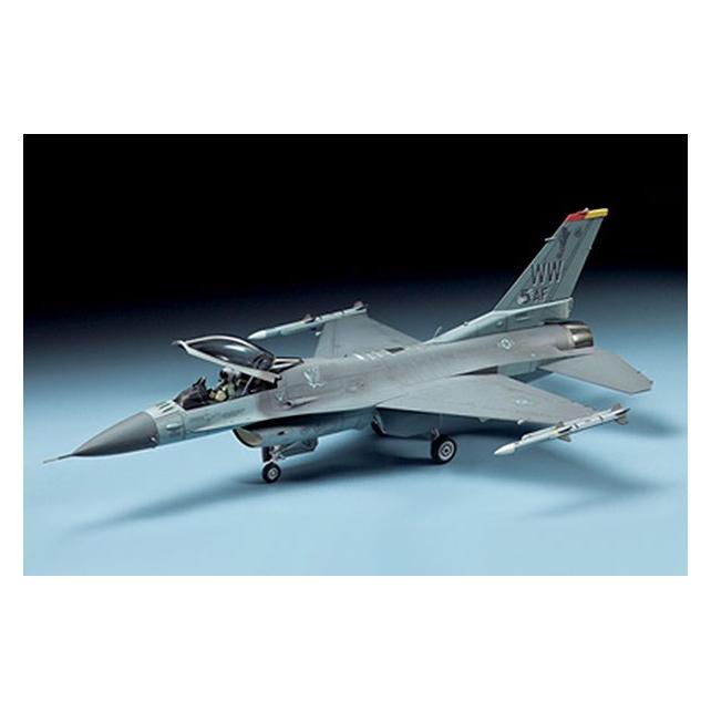 Tamiya F-16CJ Fighting Falcon (TAM 60786)