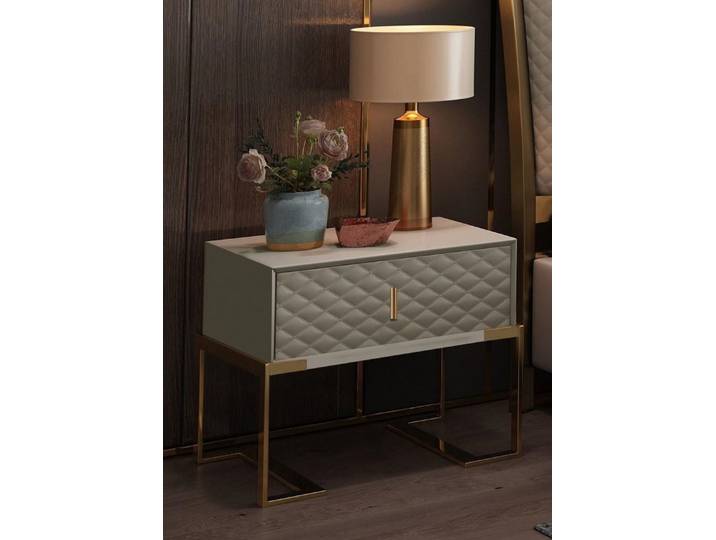 Xlmoebel Nachttisch Weißer Holz-Nachttisch mit elegantem Design und Stauraum (Nachttisch, Nachttisch), Hergestellt in Europa