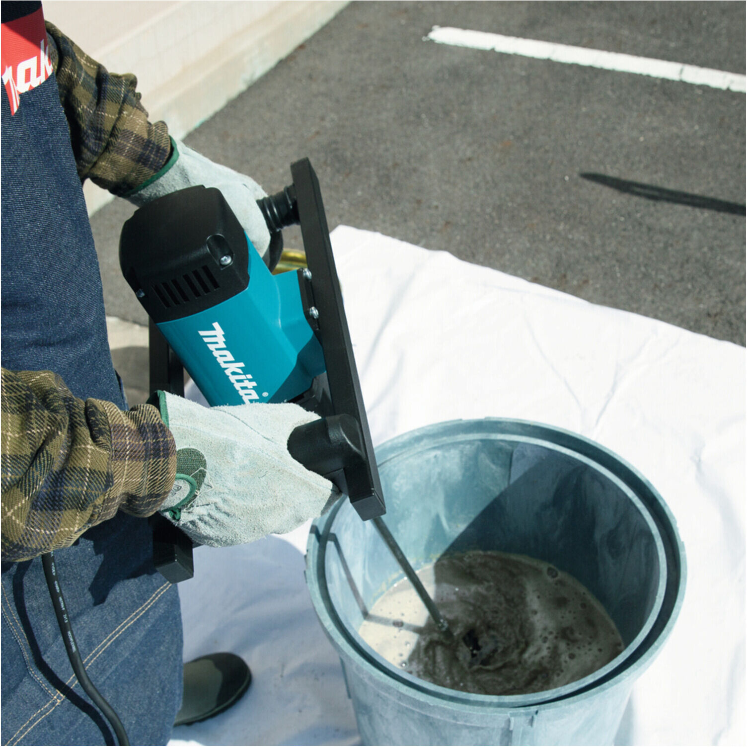 Makita Rührgerät 180 mm UT1600)