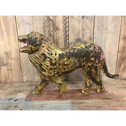 Metall-Löwe – dekorative Skulptur in Gold-Schwarz