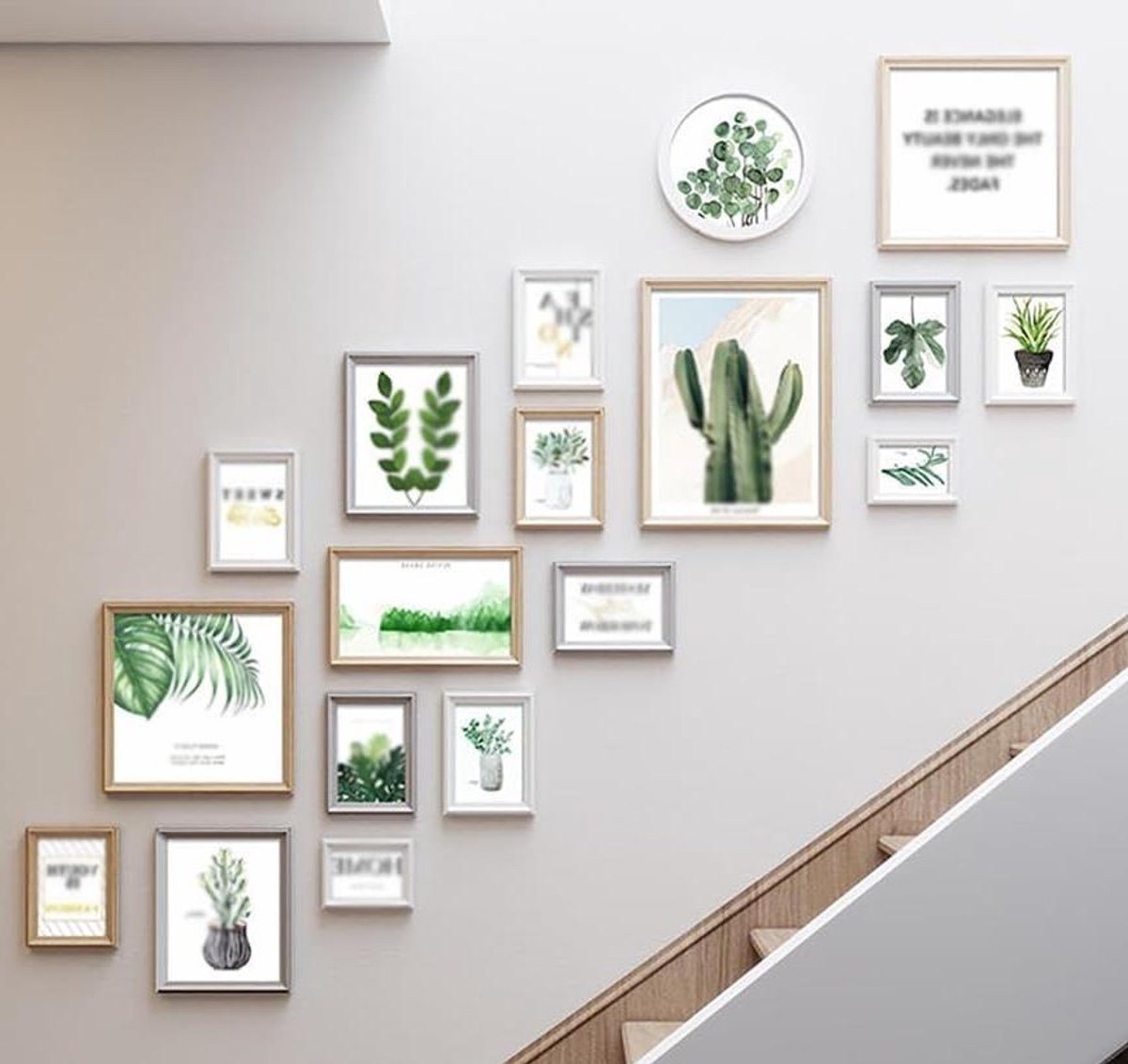 Set van 18 fotolijsten van massief grenenhout voor wanddecoratie in natuurlijke houtkleur