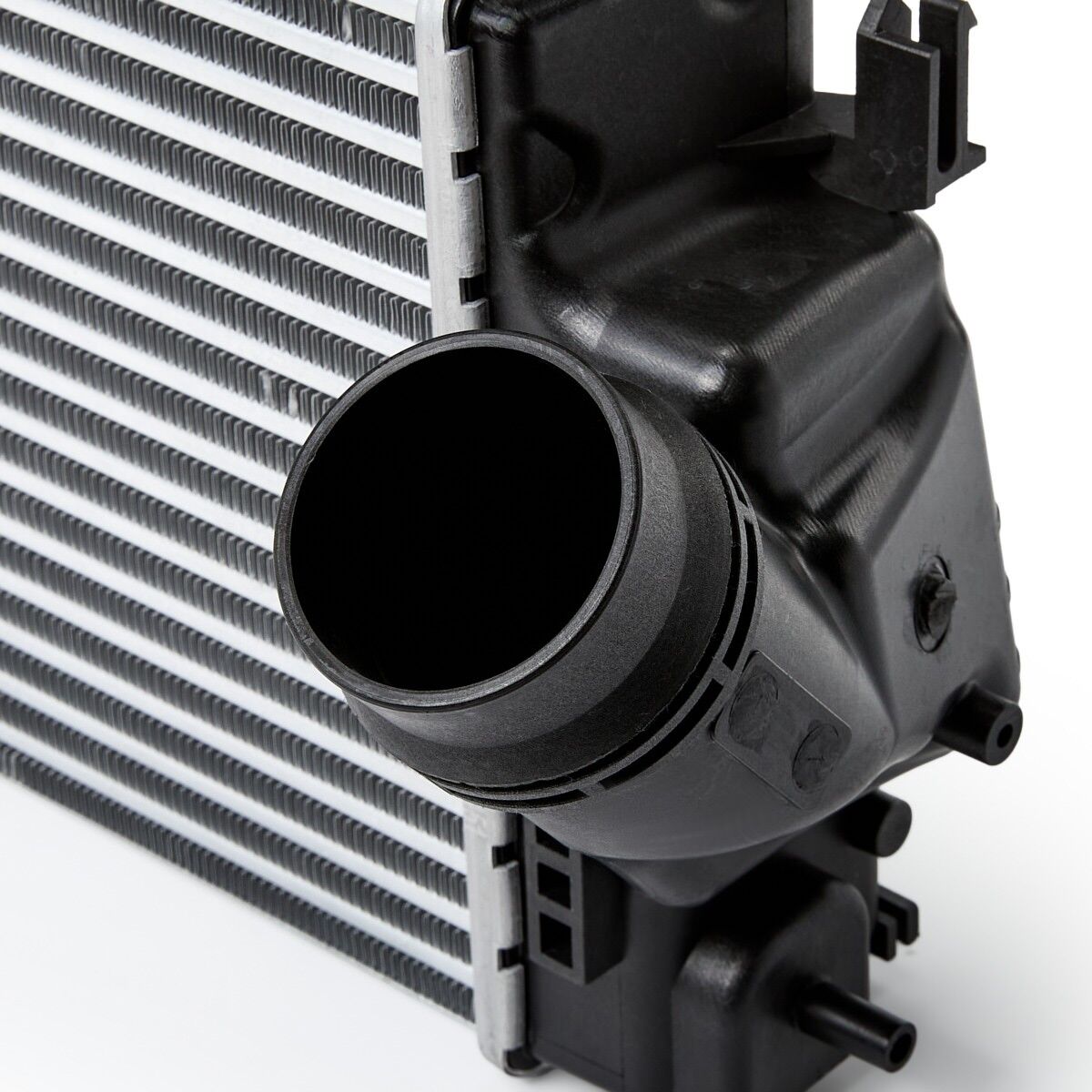RIDEX 468I0221 Intercooler
