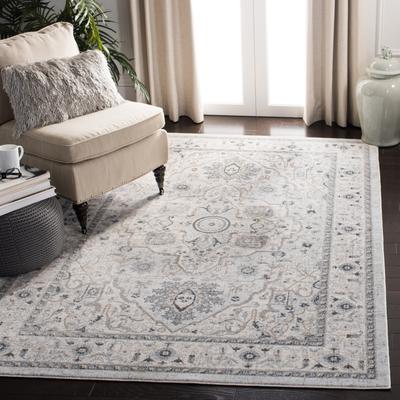 SAFAVIEH Isabella Vergilia Traditional Oriental Rug