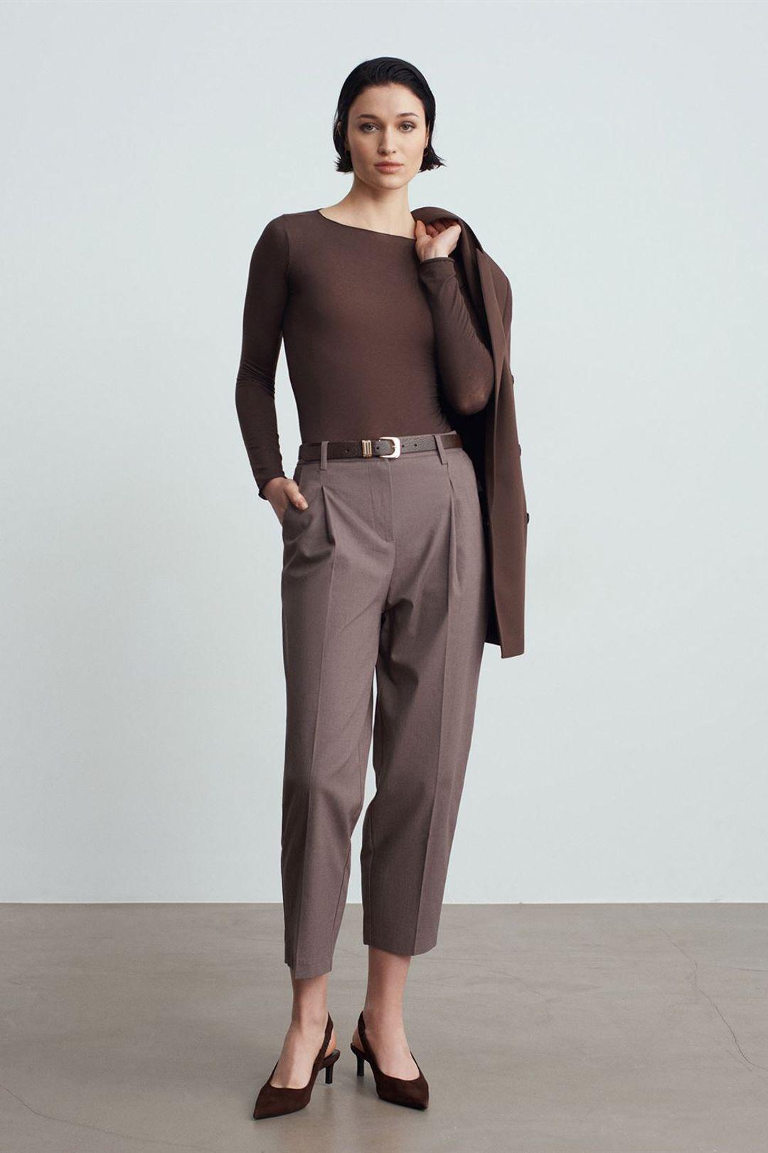 Gürtel-Atmungsstraight-Leg-Hosen