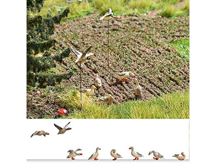 Busch 1196 Wild Geese (8) Figure Set