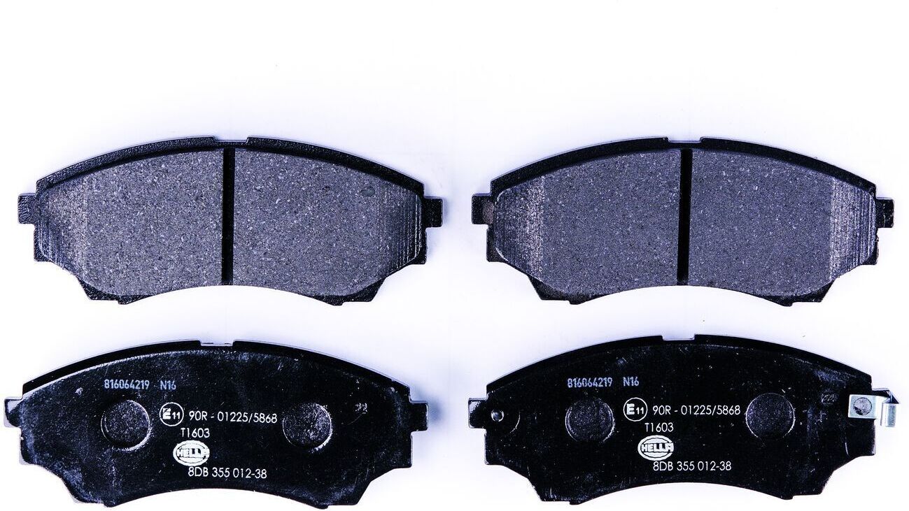 HELLA 8DB 355 012-381 Bremsbeläge