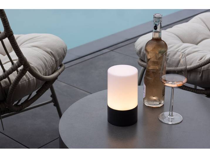 Outdoor-Tischlampe „Arilo“ – wetterfest aus Kunststoff & Stahl für Outdoor - Schwarz - Luxusbetten24