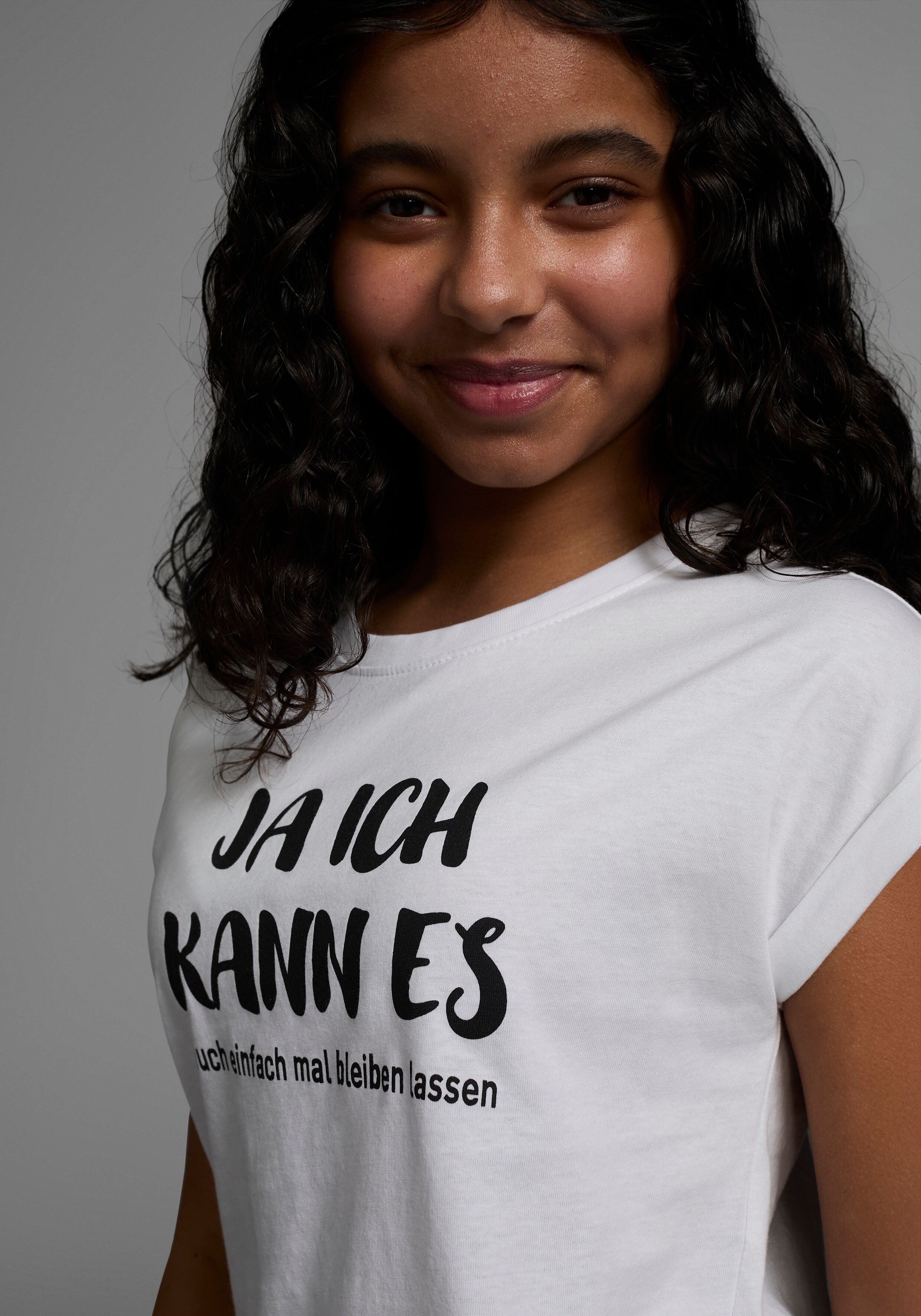 T-Shirt KIDSWORLD "Ja ich kann es ...", Mädchen, Gr. 152/158, weiss (weiß), Single Jersey, Obermaterial: 100% Baumwolle, bedruckt, bequem hüftbedeckend, Rundhals, Aufschlag, Shirts T-Shirt, Kurzarm, bequeme Passform, mit coolen Statements weiß 152/158