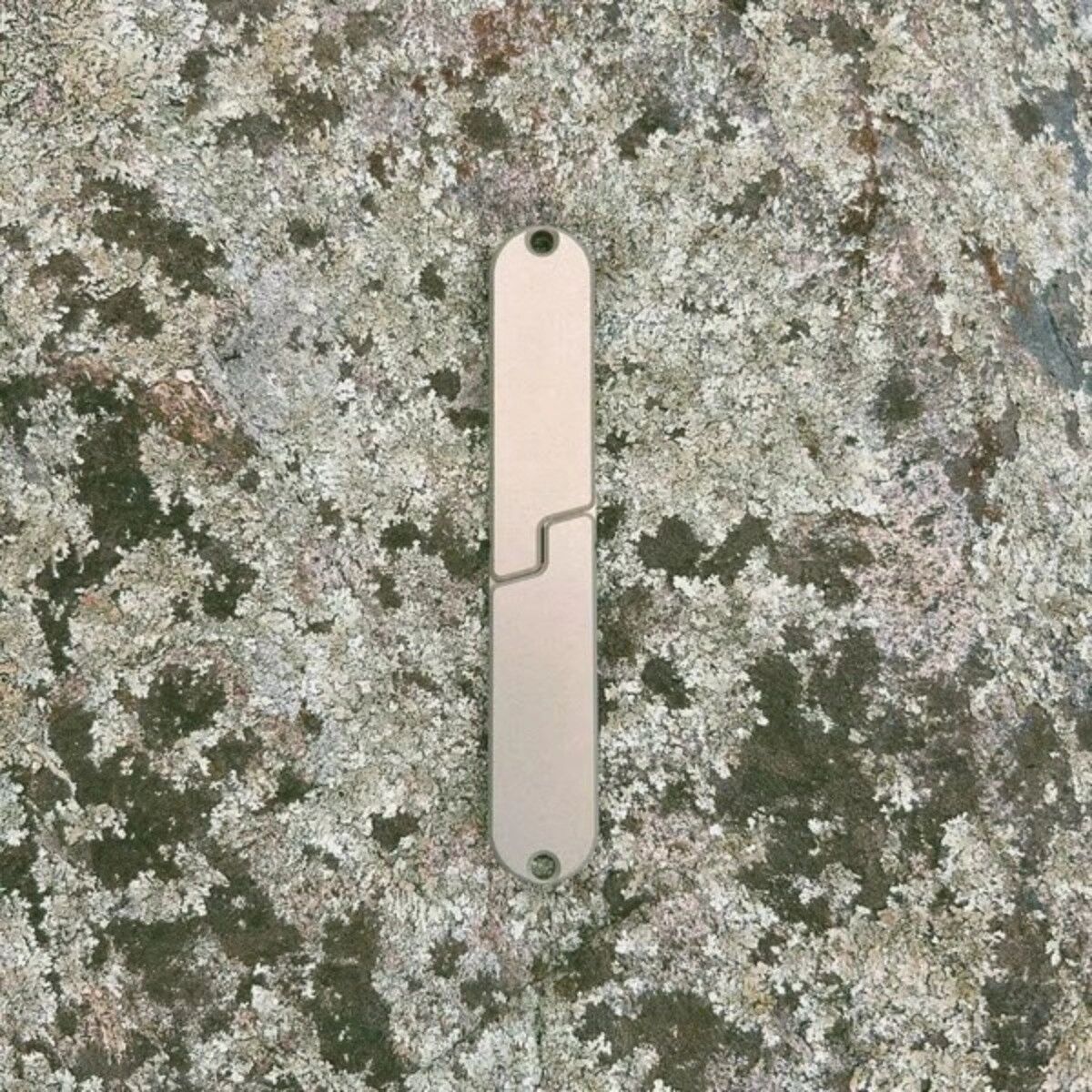INF 2-in-1 Campingbesteck – Aluminiumlegierung, tragbares Messer und Gabel, oberflächenbehandelt, kompakt für Reisen und Dunkelgrau