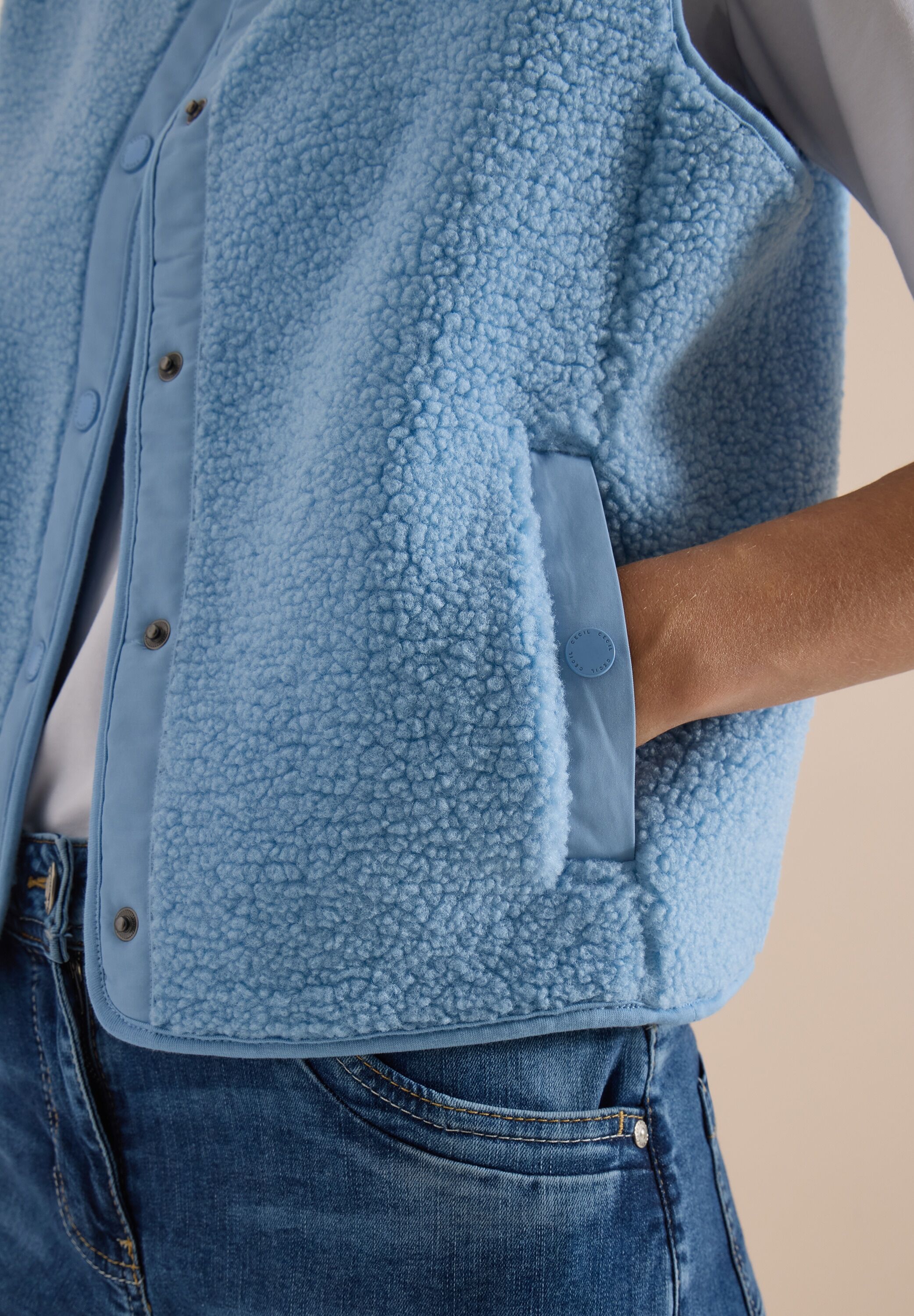 Plüschweste CECIL, Damen, Gr. XL (44), easy blau, Plüsch, Obermaterial: 100% Polyester, unifarben, hüftlang, V-Ausschnitt, Westen Plüschweste, Softshelldetails, V-Ausschnitt, unifarben easy blau XL (44)
