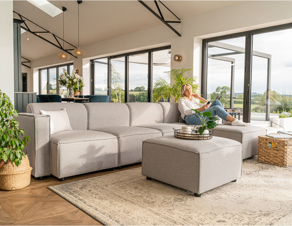 Wade Logan Ishah Sofa 6