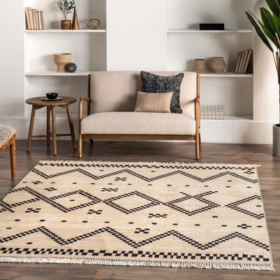 Nuloom Ivory Contemporary Cabin Chevron Moroccan Tassel Area Rug
