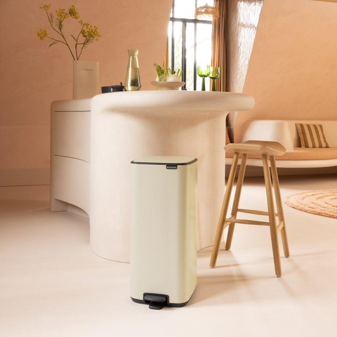 Brabantia 30 Litre Bo Pedal Bin Soft Beige 30L