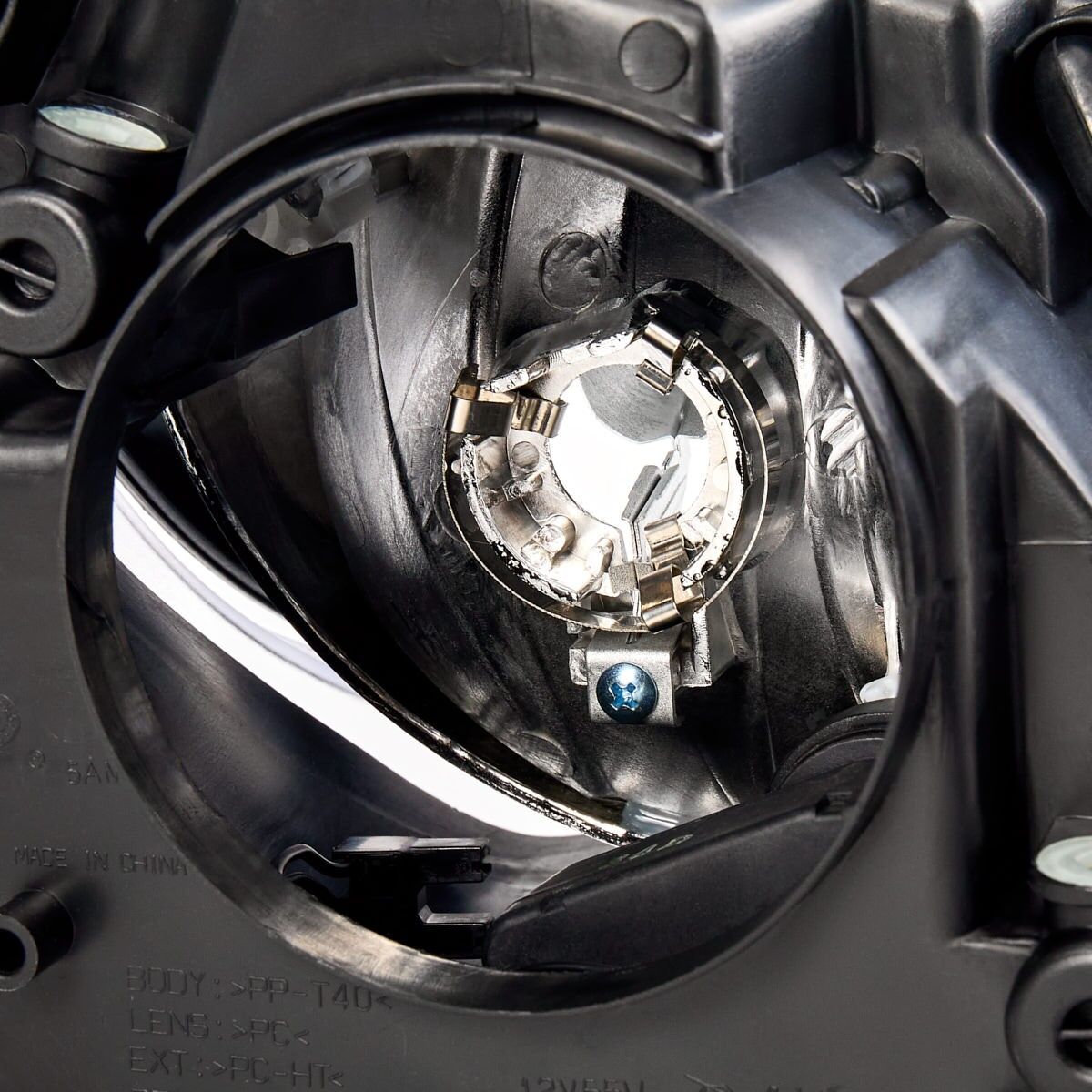 DIEDERICHS 2215881 Headlight