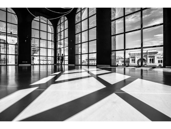 Fototapete PAPERMOON Photo-Art MARCO TAGLIARINO, LICHTER UND SCHATTEN , bunt, B:4,5m L:2,8m, Vlies, Tapeten, Fototapete
