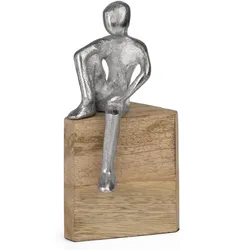 Moritz Moderne Dekofigur aus Aluminium auf Mangoholzsockel 9 x 8 x 17,5 cm - sitzende Figur mit herabhängendem Bein - stilvolle Skulptur im Industrie-Design