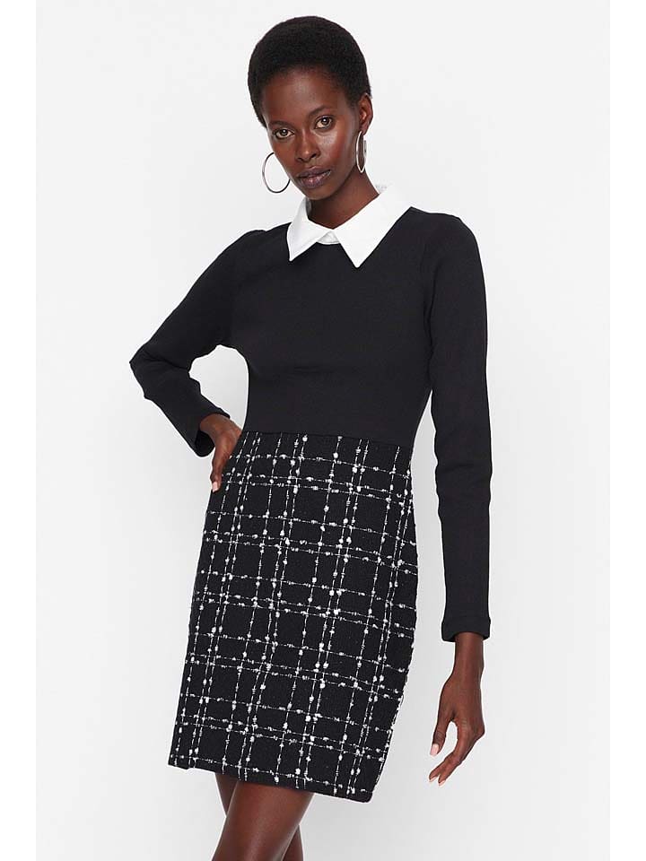 trendyol Kleid in Schwarz/ Weiß - 38