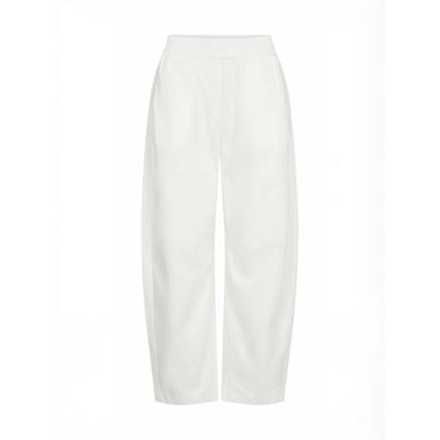 Chinos LEVETE ROOM "Levete Room Trouser LR-ROYA", Damen, Gr. M, Normalgrößen, weiß (1001, star weiß), Obermaterial: 100% Baumwolle, Hosen