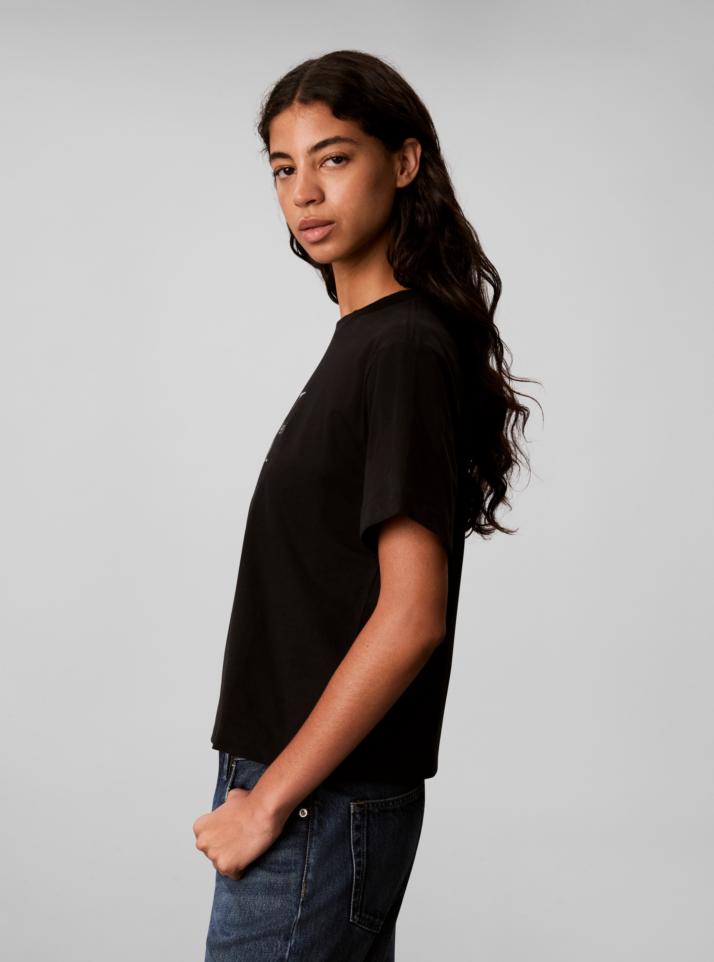 T-Shirt CALVIN KLEIN JEANS "BOXY HAND DRAWN MONOLOGO TEE", Damen, Gr. XL, schwarz, Web, Obermaterial: 100% Baumwolle, unifarben, regular fit taillenbedeckt, Rundhals, eingesetzt abgesteppte Kante, Shirts T-Shirt, Regular fit, Logoschriftzug schwarz XL