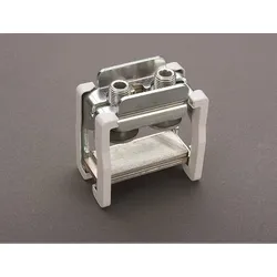 Wöhner Spreizklemme 01070