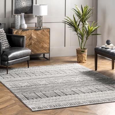Nuloom Mabe Geometric Aztec Area Rug