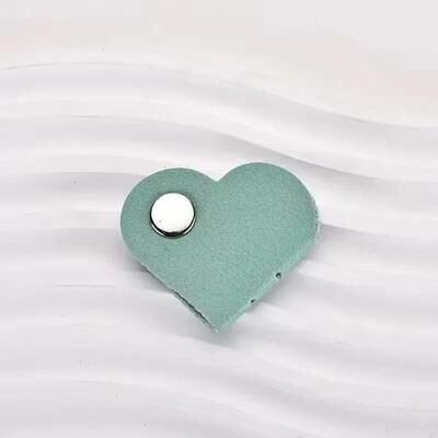 Uplifted Finds Heart Shaped PU Leather Cable Organizer High Performance Multifunctional Data Storage & Headphone Winding Clip green