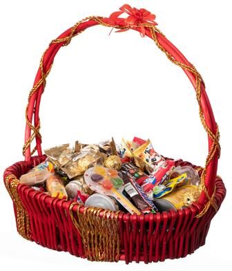Wickerwise Hand Woven Wicker Basket Perfect Storage Basket, Picnic basket, Gift Basket for Thanksgiving, Valentine's Day and Birthday