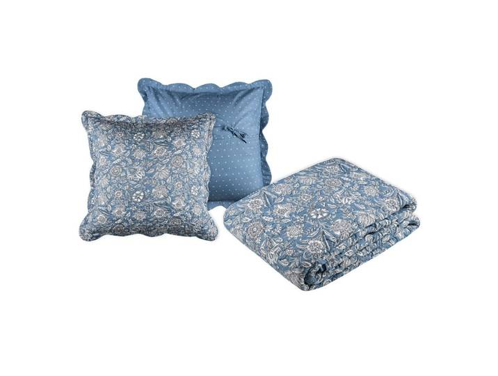 Couvre lit [ ]polyester[ ]bleu[ ]220x240