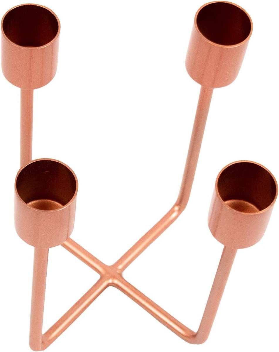 Koperen vierkante ijzeren kandelaar voor 4 staafkaarsen in Scandinavisch design