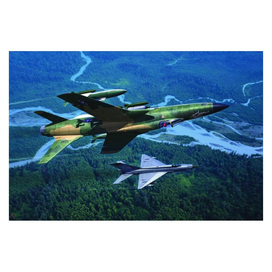 Hobby Boss Republic F-105D Thunderchief (80332)