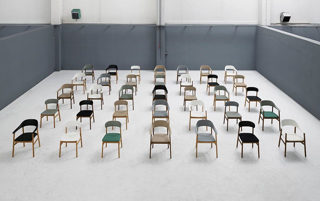 Normann Copenhagen Stuhl (grau, Eiche dunkel gebeizt, Kunststoff) grau   Eiche dunkel gebeizt   Kunststoff
