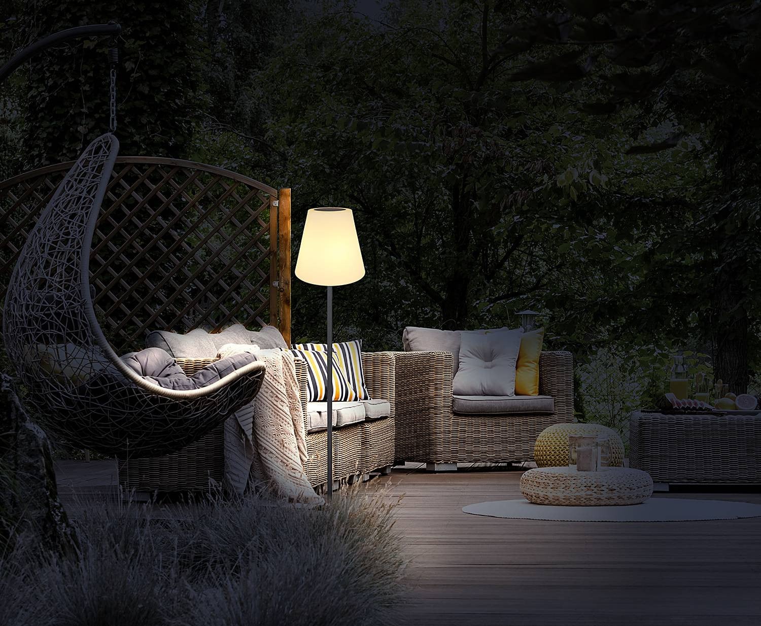 home24 Staande lamp Fiada zwart met LED-module, Ø 34 cm
